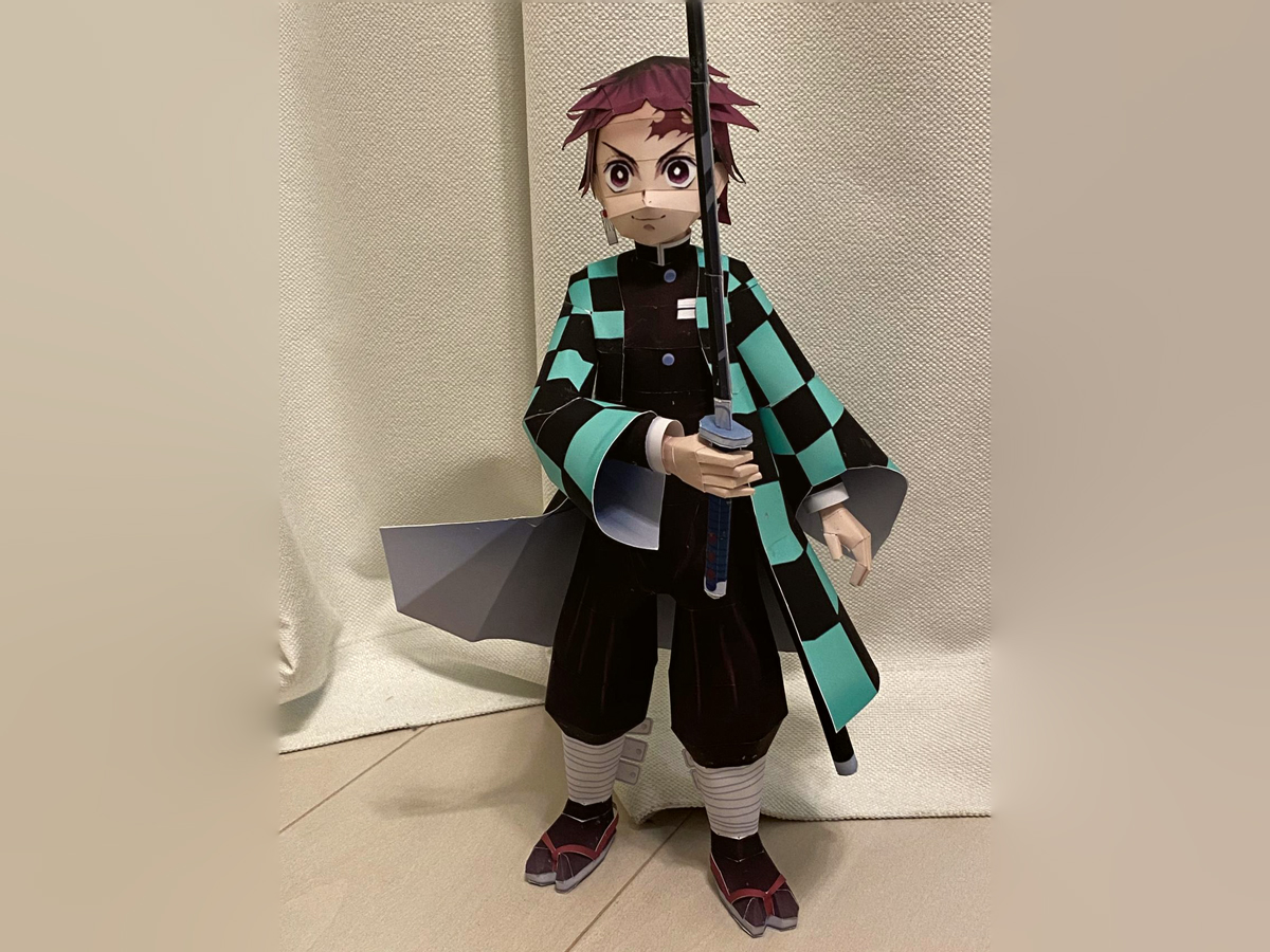 co-nen-lam-mo-hinh-anime-bang-giay-3