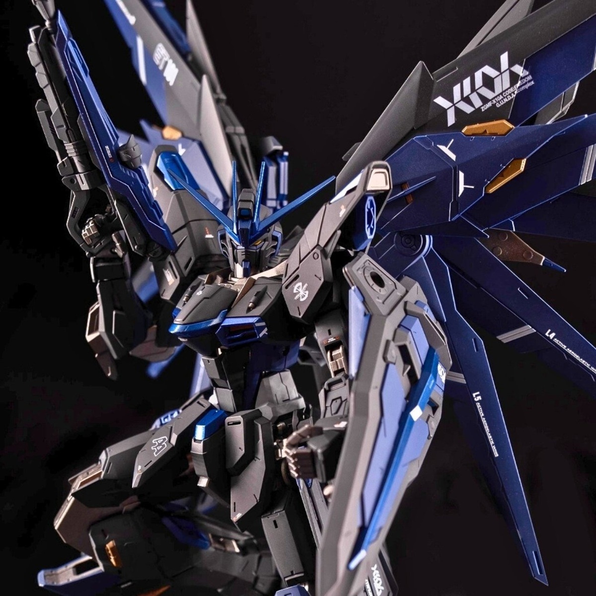 nen-choi-loai-mo-hinh-gundam-nao-cho-nguoi-moi-2