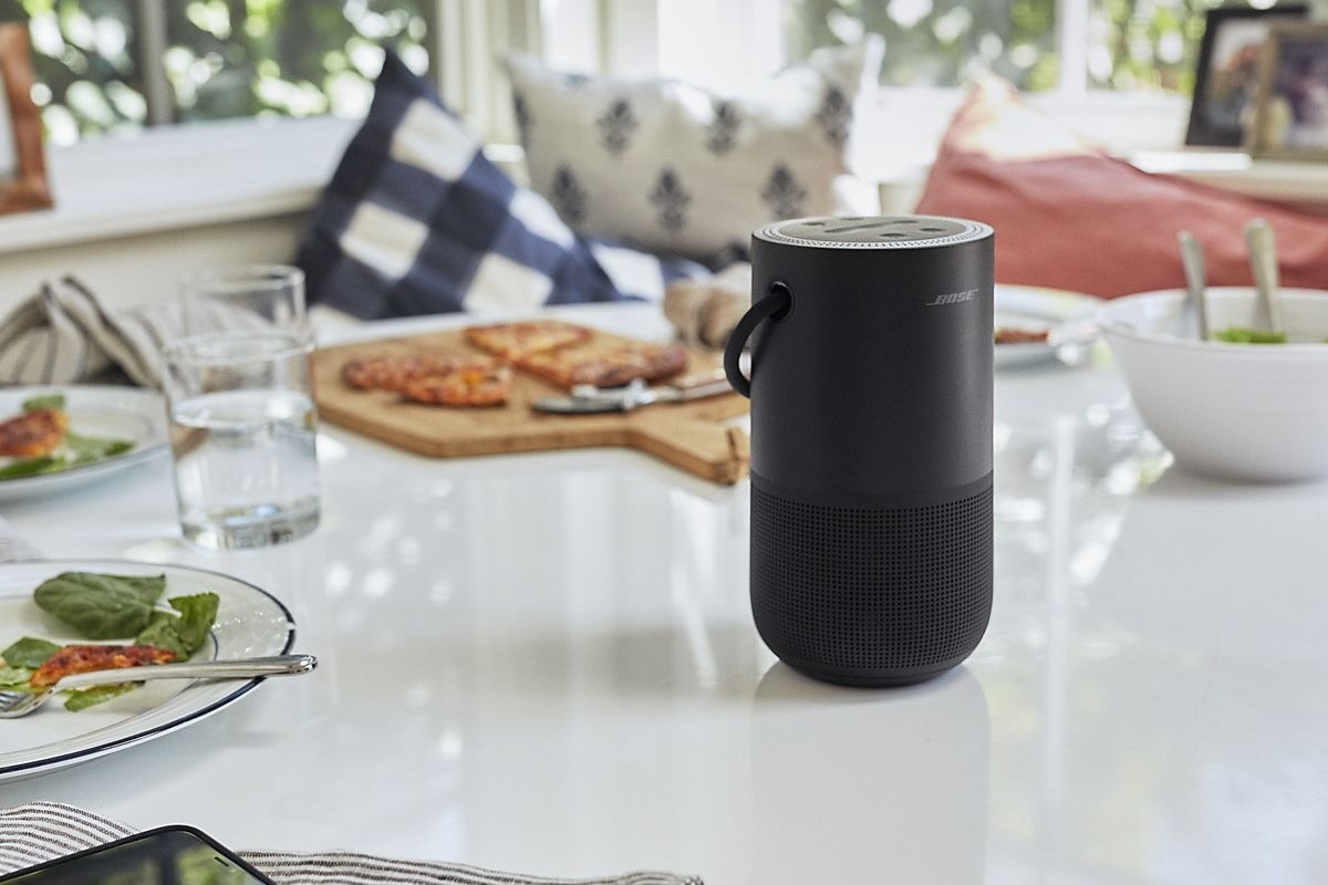 cac-dong-loa-bluetooth-bose-dang-duoc-yeu-thich-4
