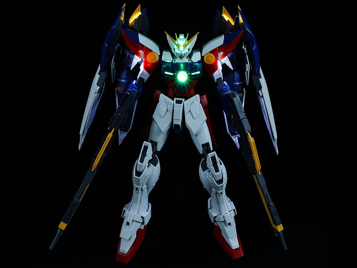 cach-gan-den-led-cho-mo-hinh-gundam-2