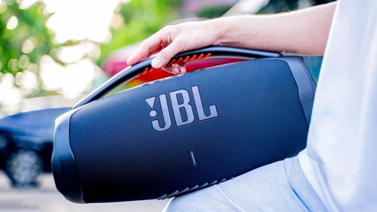 nen-mua-loa-bluetooth-jbl-chinh-hang-o-dau-2