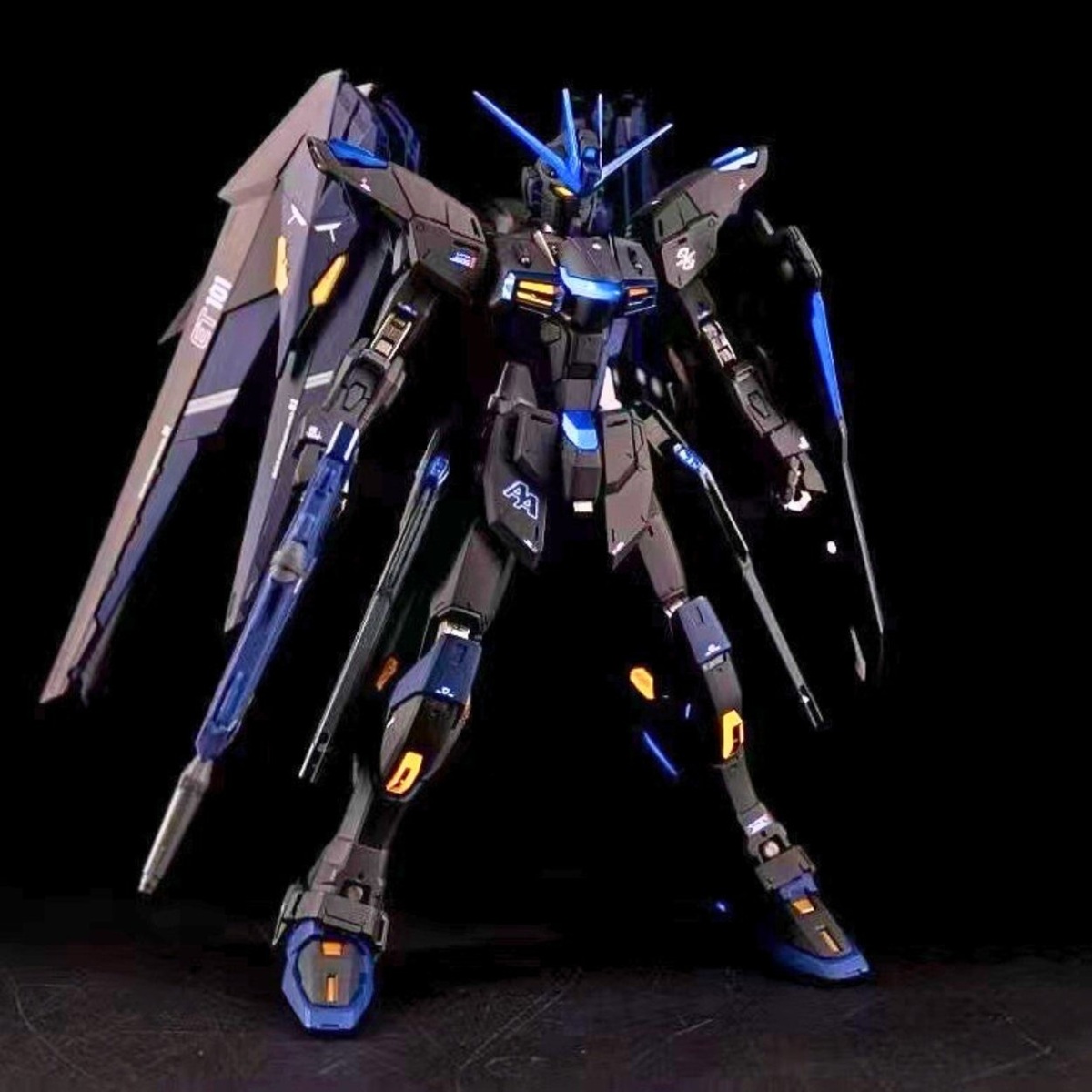 cach-bao-quan-mo-hinh-gundam-3