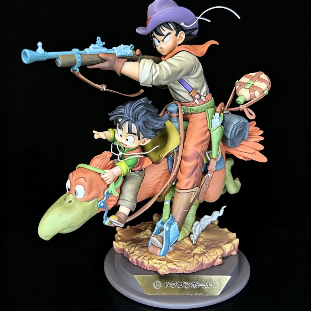 [Pre-order] Mô hình Dragon Ball Gohan lúc nhỏ cưỡi chim Time Machine Studio