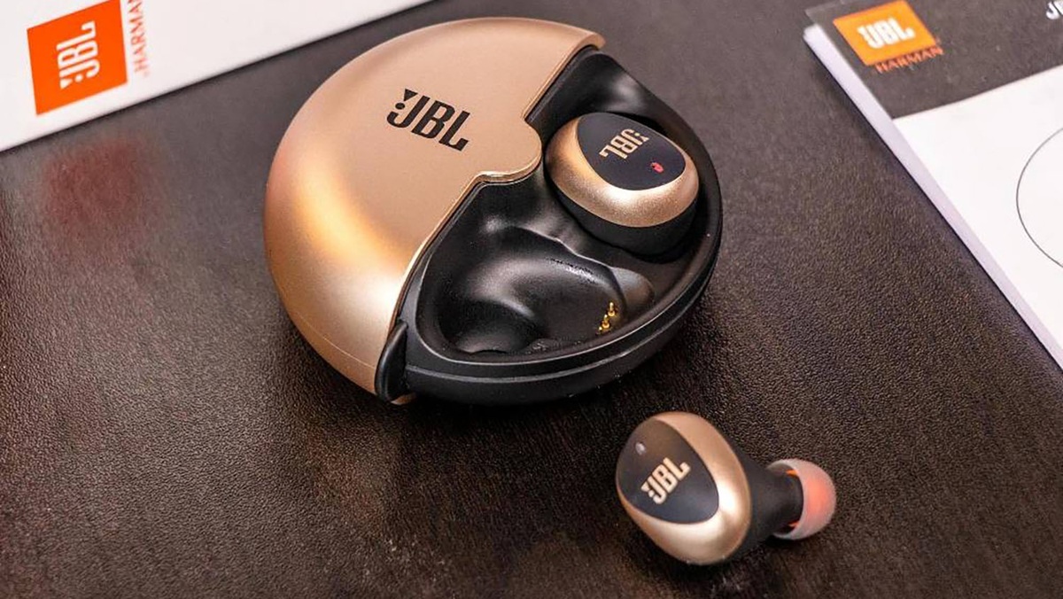 tai-nghe-bluetooth-co-an-toan-khong-3